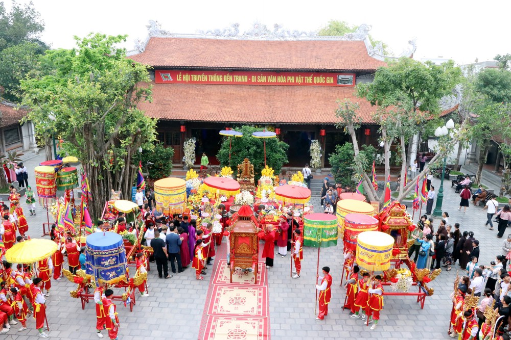 Hải Phòng yêu cầu xử lý nghiêm việc mạo danh đền Tranh - Ảnh 2. Hải Phòng yêu cầu xử lý nghiêm việc mạo danh đền Tranh - Ảnh 2.