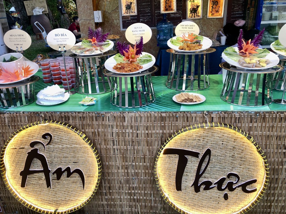 Xây dựng ẩm thực trở thành động lực chính của du lịch Thành phố Hồ Chí Minh - Ảnh 2.