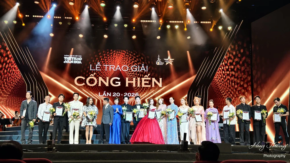 TRỰC TIẾP Lễ trao Giải thưởng Cống hiến 2026: Vinh danh các Concert Quốc gia - Ảnh 3.