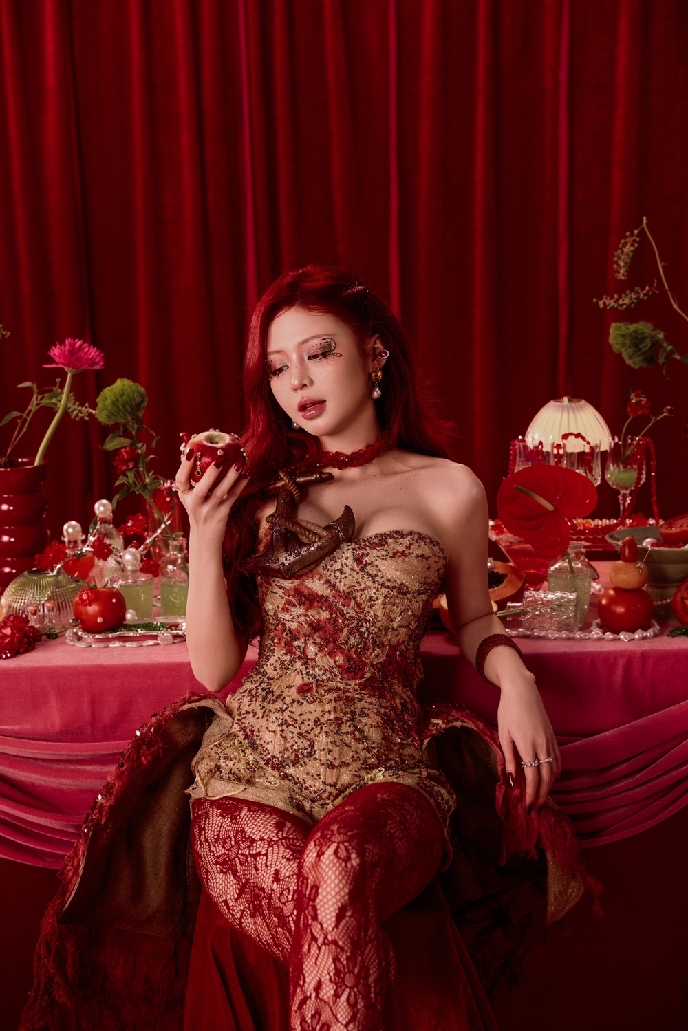 Liz Kim Cương trở lại âm nhạc với MV "Ưu tiên hay ưu phiền" - Ảnh 4.