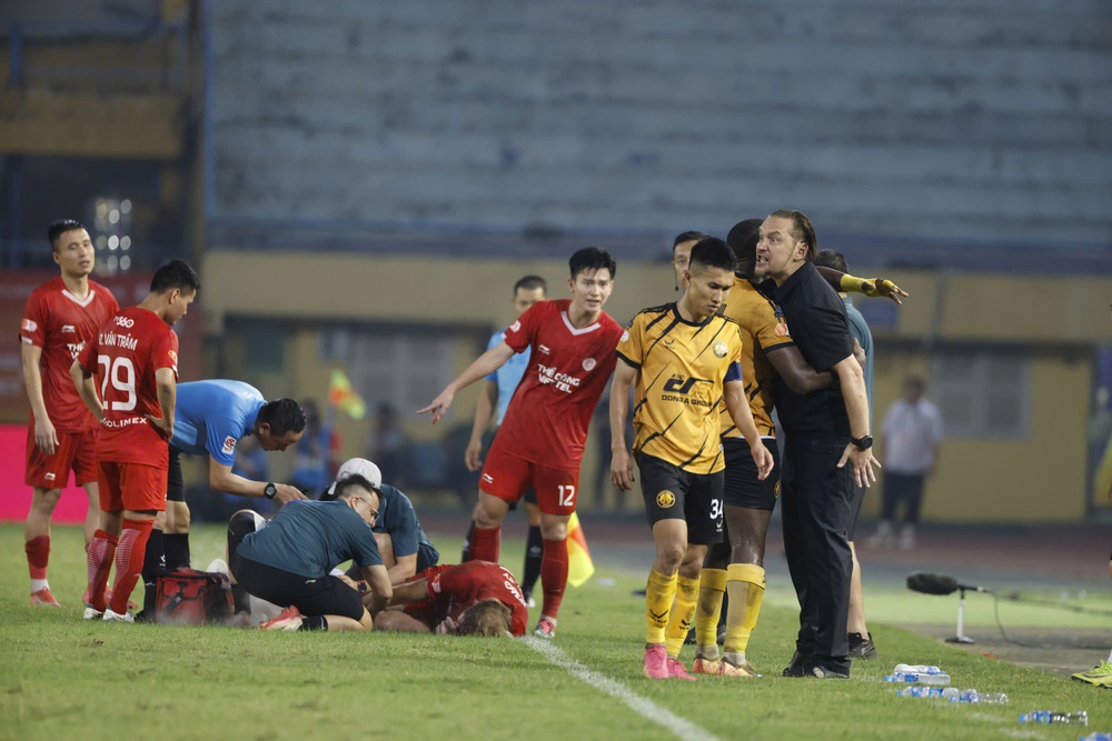 Khi cá tính vượt ngưỡng V-League - Ảnh 1.