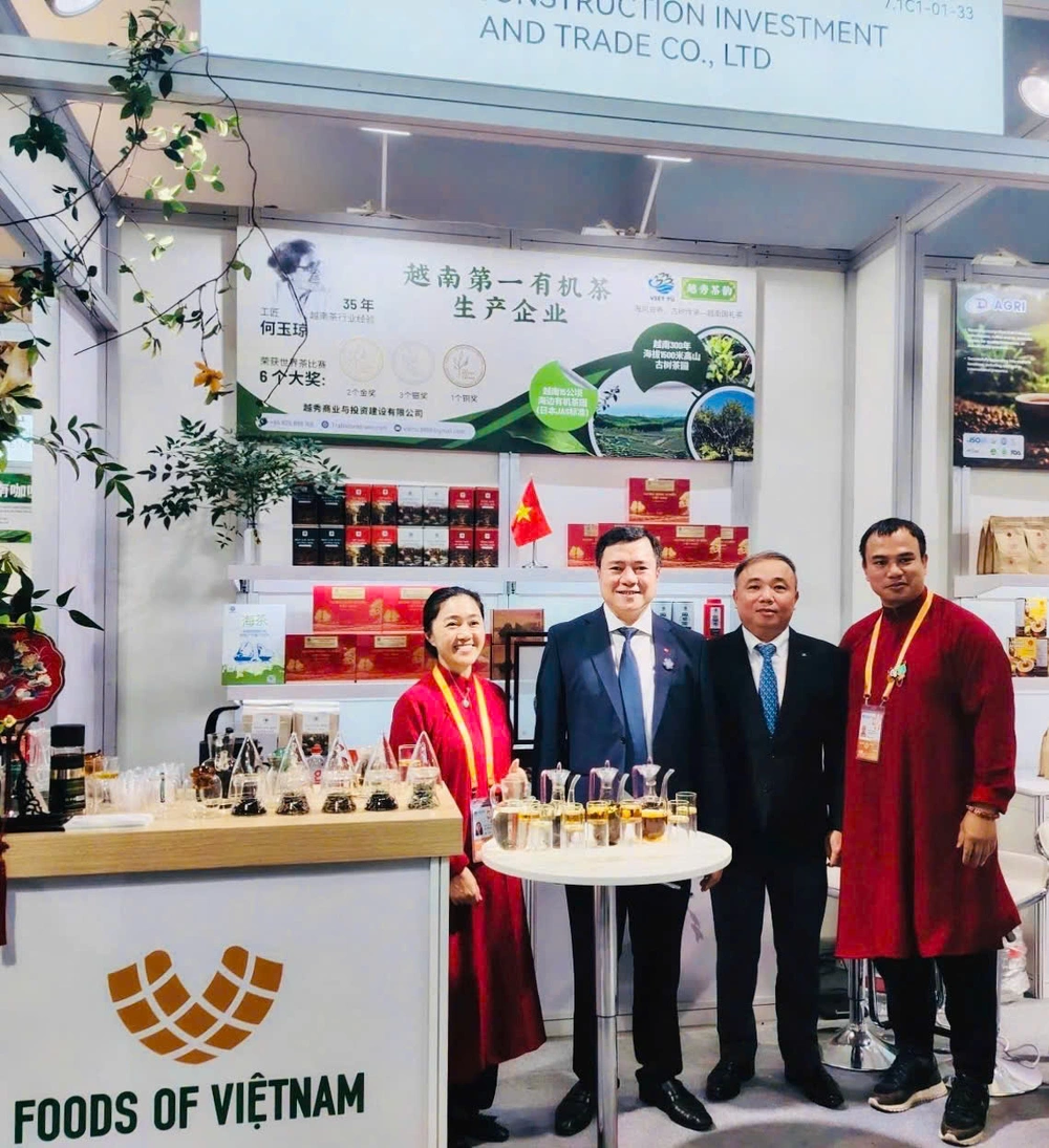 Giữ hồn trong lá trà.... giữa gió biển Quảng Ninh - Ảnh 5.