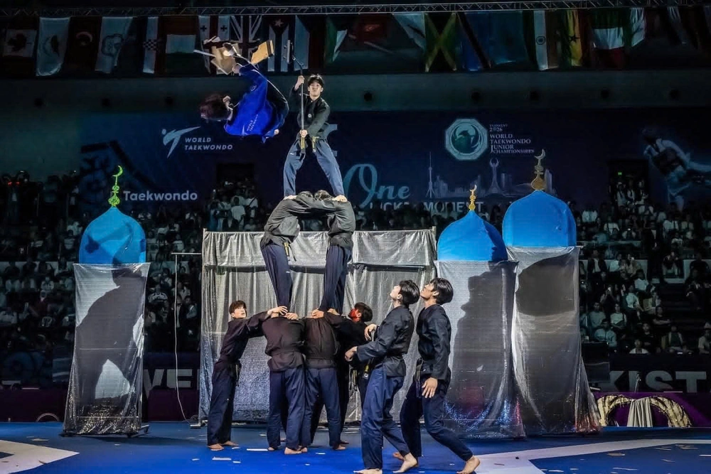 Truyền thông - Mạch máu của nền kinh tế: Thể thao Việt Nam trong tầm nhìn mới - Ảnh 1.