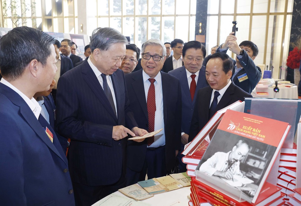 Phát triển ngành xuất bản Việt Nam trong kỷ nguyên số (Kỳ 1): "Hạt nhân" trong hệ sinh thái kiến tạo tri thức và giá trị quốc gia - Ảnh 1.