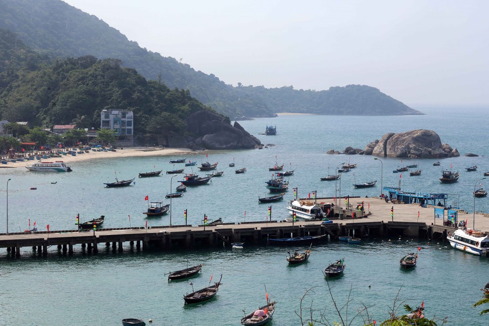 Gỡ ‘nút thắt’ để Cù Lao Chàm bứt phá thành thiên đường nghỉ dưỡng xanh - Ảnh 1. Gỡ ‘nút thắt’ để Cù Lao Chàm bứt phá thành thiên đường nghỉ dưỡng xanh - Ảnh 1.