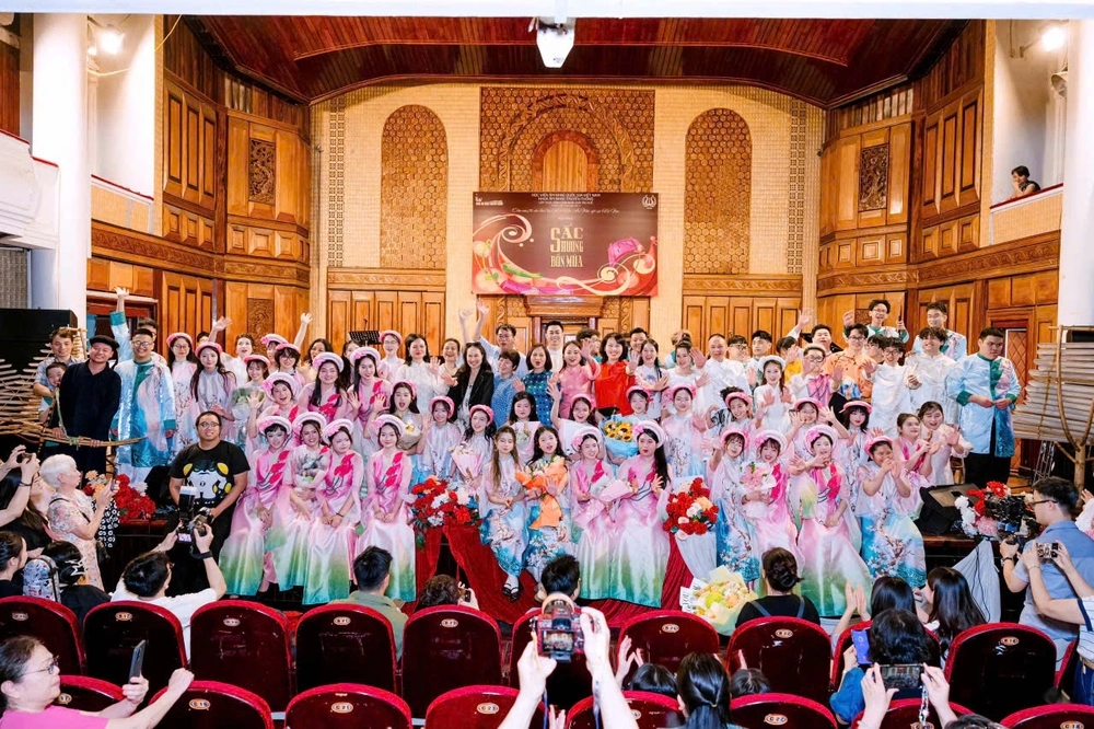 “Sắc Hương bốn mùa” – Bản hòa âm truyền thống và hiện đại của tuổi trẻ Học viện Âm nhạc Quốc gia Việt Nam - Ảnh 4.