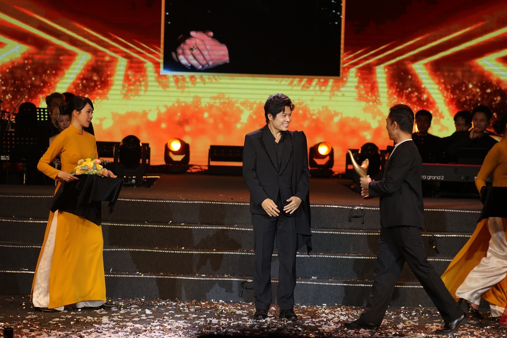 Nhạc sĩ của năm – Cống hiến 2026 Nguyễn Văn Chung: Sáng tác không vì giải thưởng  - Ảnh 1.