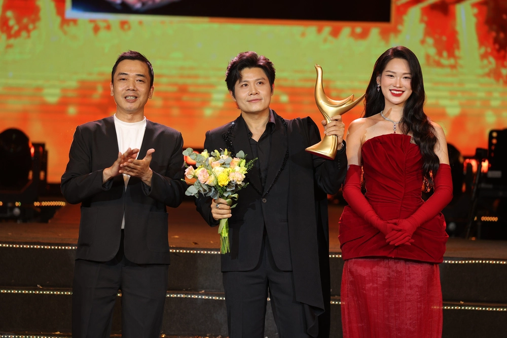 Nhạc sĩ của năm – Cống hiến 2026 Nguyễn Văn Chung: Sáng tác không vì giải thưởng  - Ảnh 3.