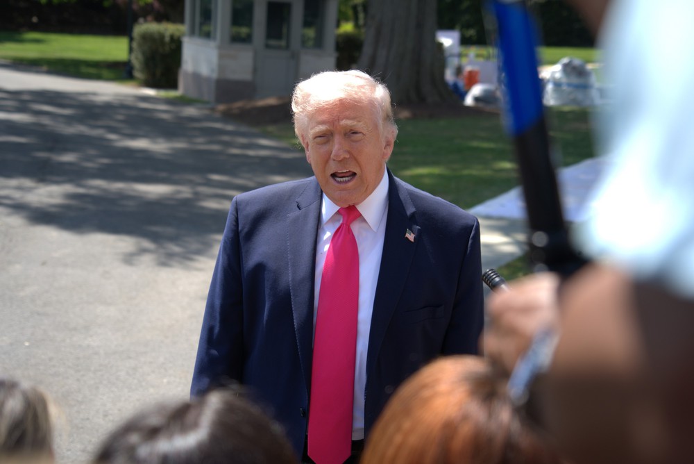 Tổng thống Mỹ Donald Trump thừa nhận cuộc chiến với Iran là “sự trệch hướng nhỏ” - Ảnh 1.