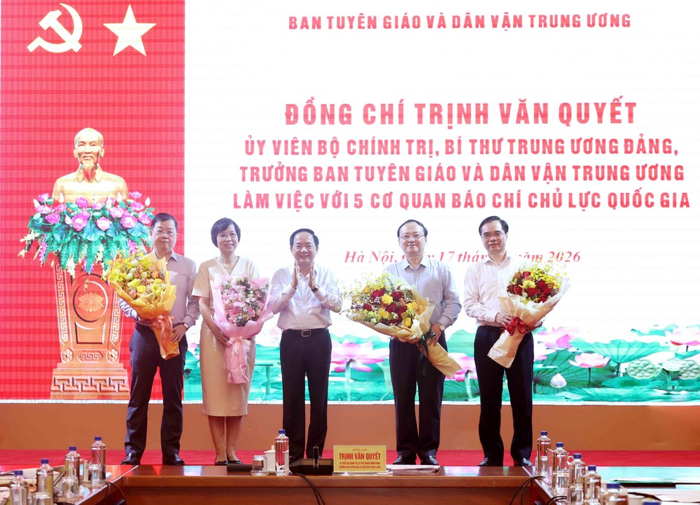 Trưởng Ban Tuyên giáo và Dân vận Trung ương Trịnh Văn Quyết: 5 cơ quan báo chí chủ lực quốc gia phải dẫn dắt dòng chủ lưu thông tin - Ảnh 6.