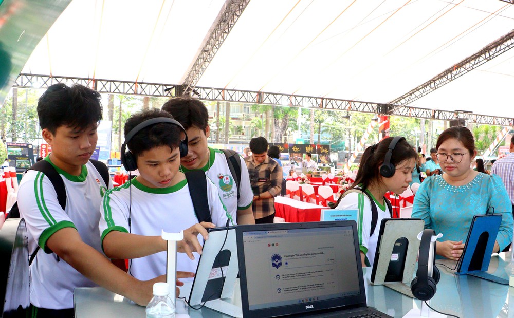 Cuốn sách của Tổng Bí thư Nguyễn Phú Trọng: Lan tỏa thông điệp giữ gìn và phát huy các giá trị văn hóa dân tộc - Ảnh 5.