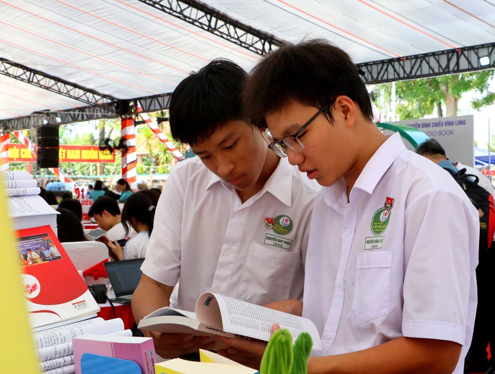 Cuốn sách của Tổng Bí thư Nguyễn Phú Trọng: Lan tỏa thông điệp giữ gìn và phát huy các giá trị văn hóa dân tộc - Ảnh 6.