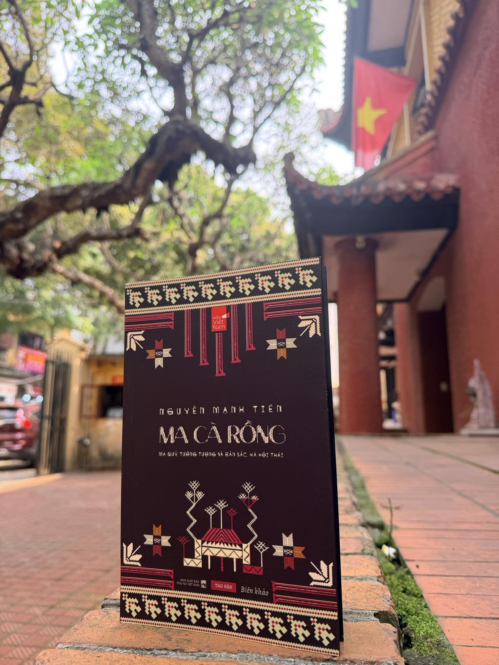 Ma cà rồng: Khi nỗi sợ trở thành nền tảng của cái thiện  - Ảnh 2.