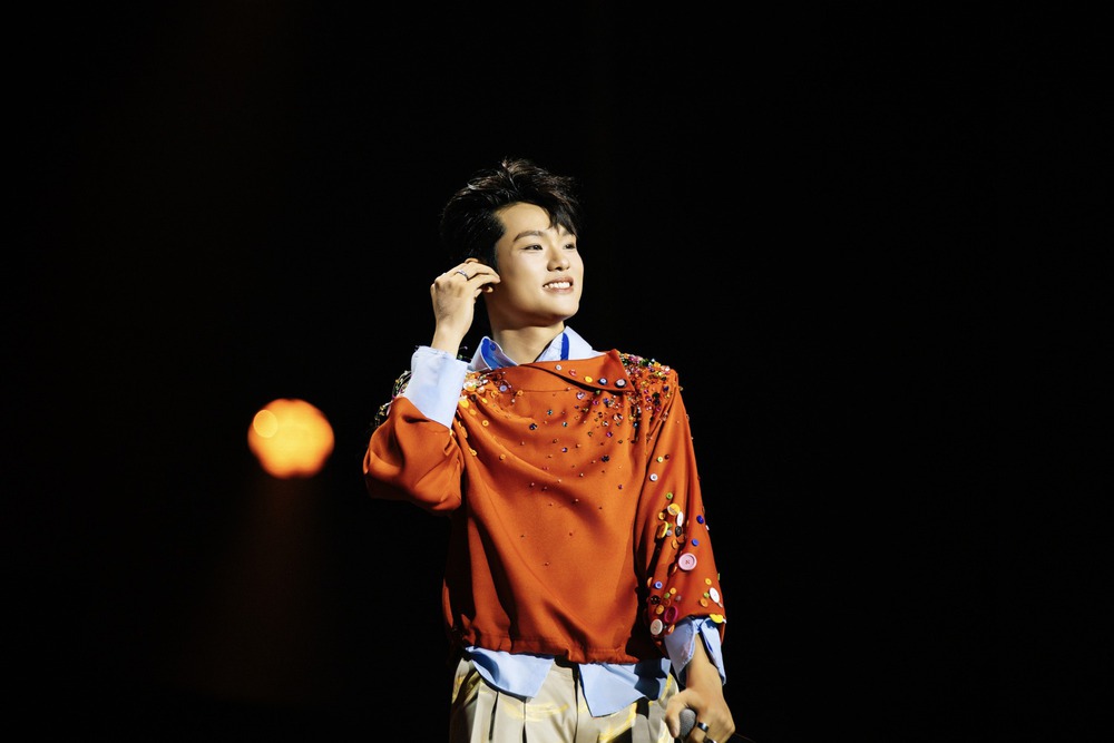 Buitruonglinh liên tục nhận tin vui sau concert ở TP.HCM - Ảnh 1.