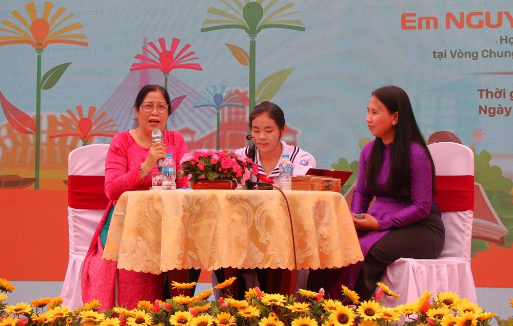 Biến những giá trị từ trang sách thành hành động thiết thực cho xã hội - Ảnh 2.