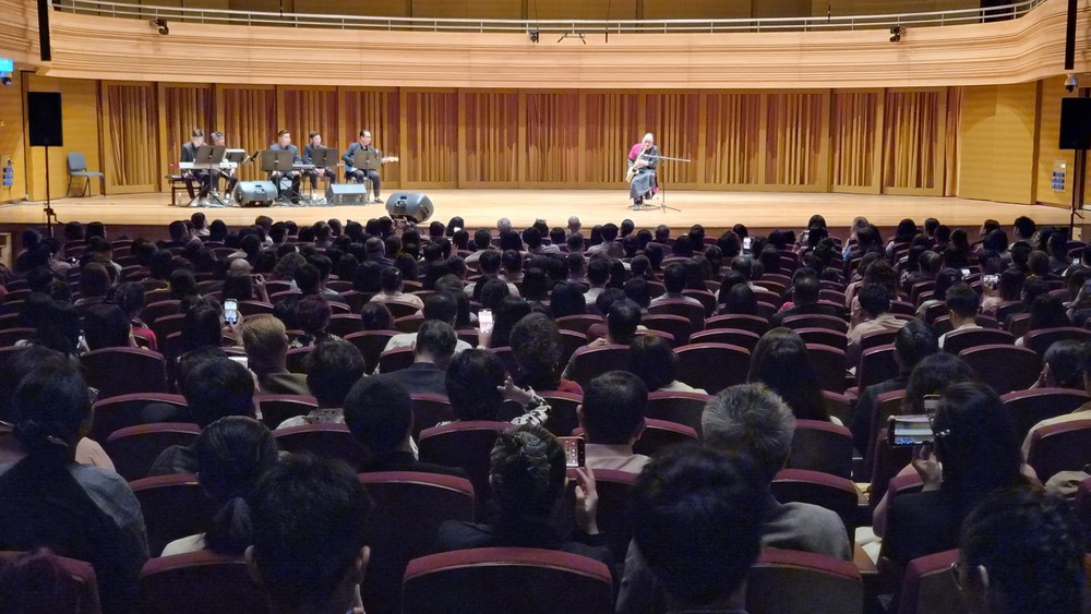 Đêm nhạc Trịnh Công Sơn "Nối vòng tay lớn" đến Singapore - Ảnh 3.