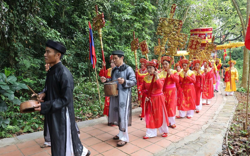 Lễ hội truyền thống Đền thờ Công chúa Nhồi Hoa (Ninh Bình) - Ảnh 8.