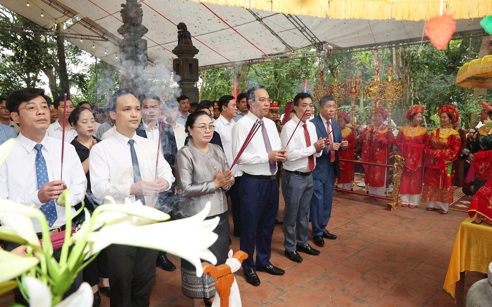 Lễ hội truyền thống Đền thờ Công chúa Nhồi Hoa (Ninh Bình) - Ảnh 1.