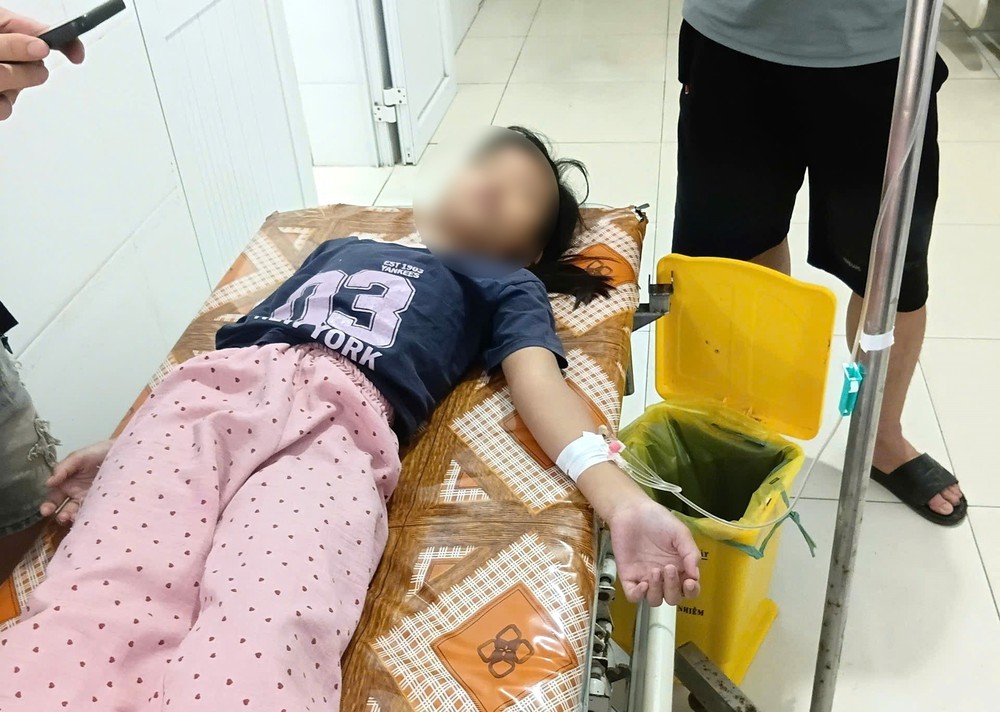 Vụ ngộ độc ở Nghệ An vẫn còn hơn 20 trường hợp đang tiếp tục theo dõi - Ảnh 1.