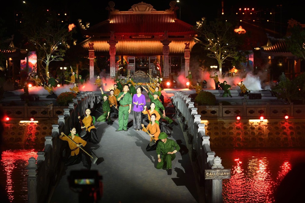 Quảng Trị: Chương trình nghệ thuật chính luận “Bản hùng ca trên sông” - Ảnh 4.