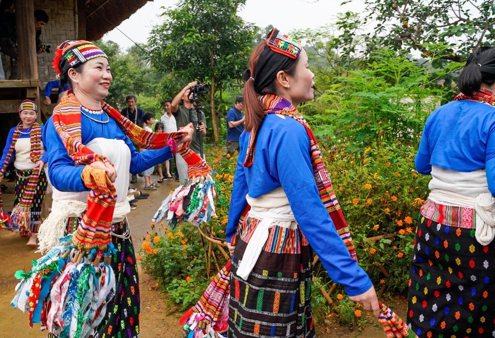 Tái hiện Lễ cưới hai lần của dân tộc Thái, tỉnh Thanh Hoá - Ảnh 6.