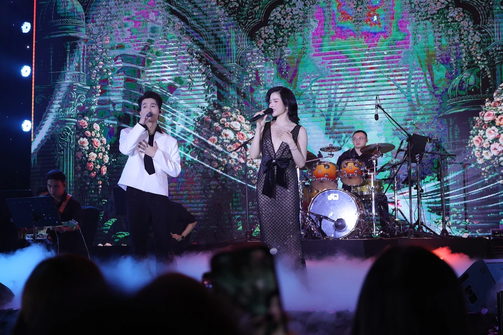 Liveshow của Lệ Quyên ở The Grand Ho Tram đón hơn 2000 khán giả - Ảnh 3.