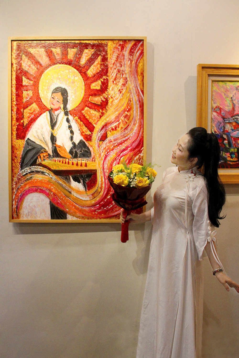 Những nhân vật bước ra từ tranh trong triển lãm Tương giao 2 của Họa sĩ Quế Chi - Ảnh 11.