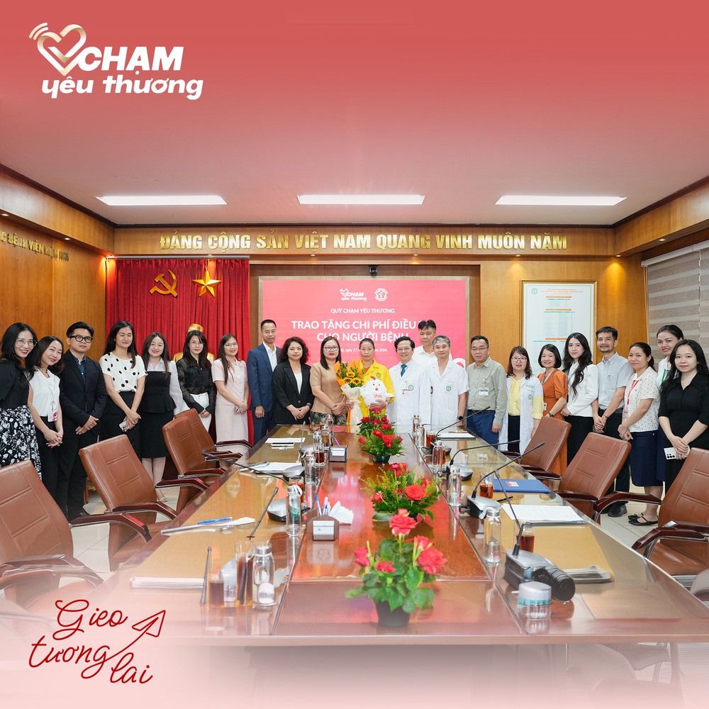 Quỹ Chạm Yêu Thương ký kết hợp tác cùng Bệnh viện Bạch Mai: Gieo yêu thương – Lan tỏa hy vọng cho người bệnh khó khăn - Ảnh 3.