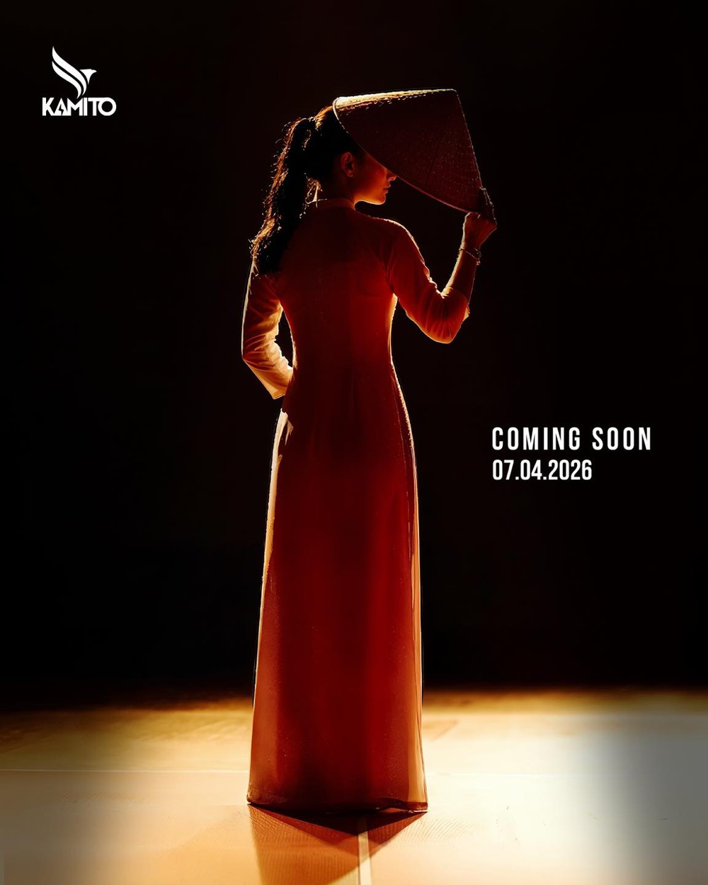 Hoa khôi pickleball Alix Trương 'thả thính' với áo dài, rộ tin gia nhập thương hiệu Việt Nam - Ảnh 1.