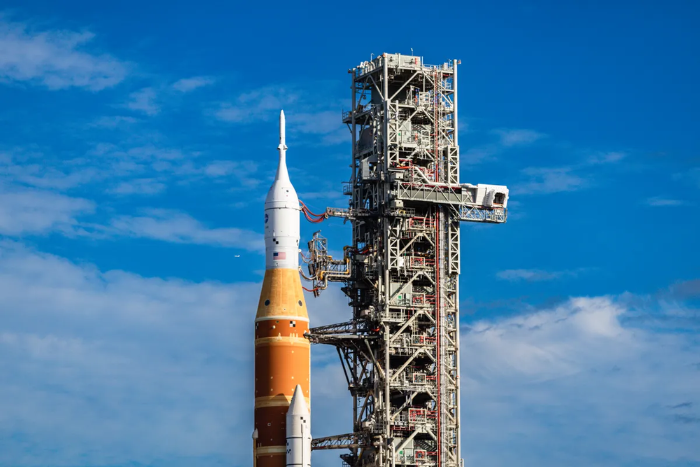 NASA thực hiện sứ mệnh đưa con người lên Mặt Trăng sau hơn 50 năm - Ảnh 1.