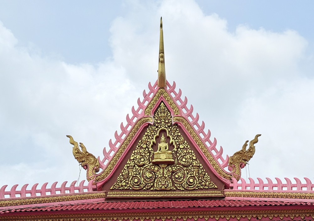 Chùa Hàng Còng, ngôi chùa màu hồng độc đáo ở An Giang - Ảnh 9.