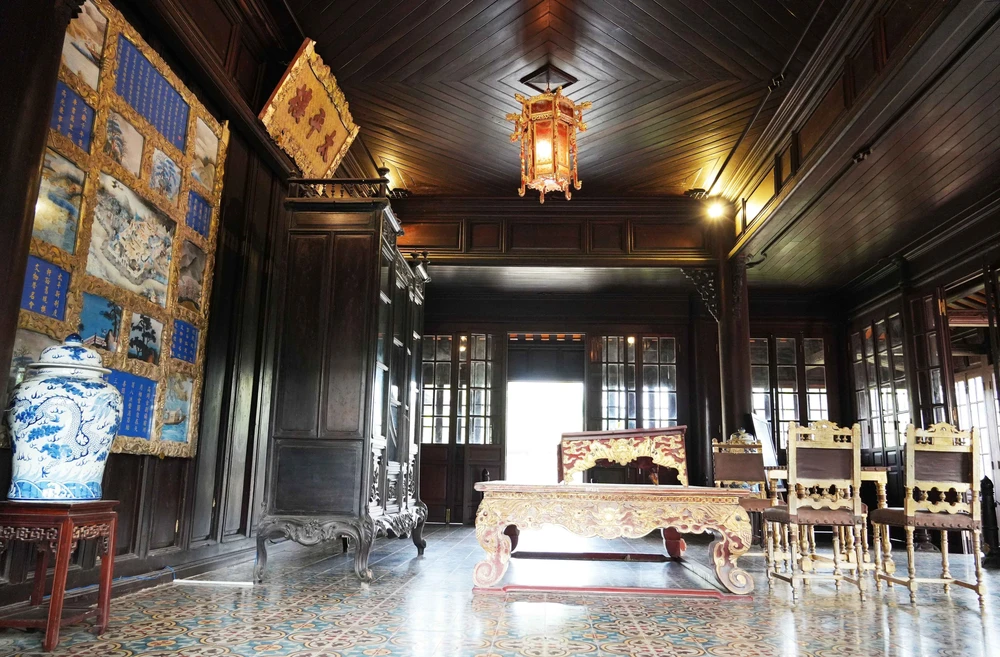 Thái Bình lâu - Đại Nội Huế: Biểu tượng nghệ thuật trang trí tạo hình độc đáo - Ảnh 11.