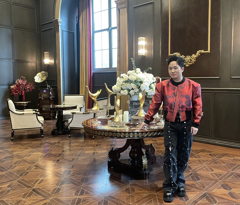 Dấu ấn Tùng Dương tại "Giải thưởng Cống hiến": Hành trình của một "kỷ lục gia" - Ảnh 1.