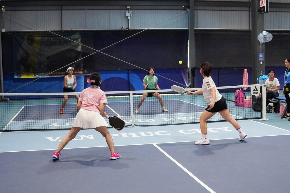 Gần 200 doanh nhân tranh tài, lan tỏa tinh thần sống khỏe - Ảnh 1.