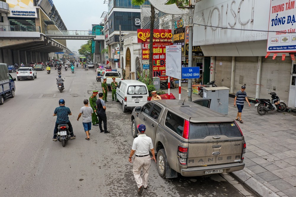 Hà Nội sử dụng thiết bị chuyên dụng hỗ trợ phát hiện và xử lý vi phạm giao thông - Ảnh 6.