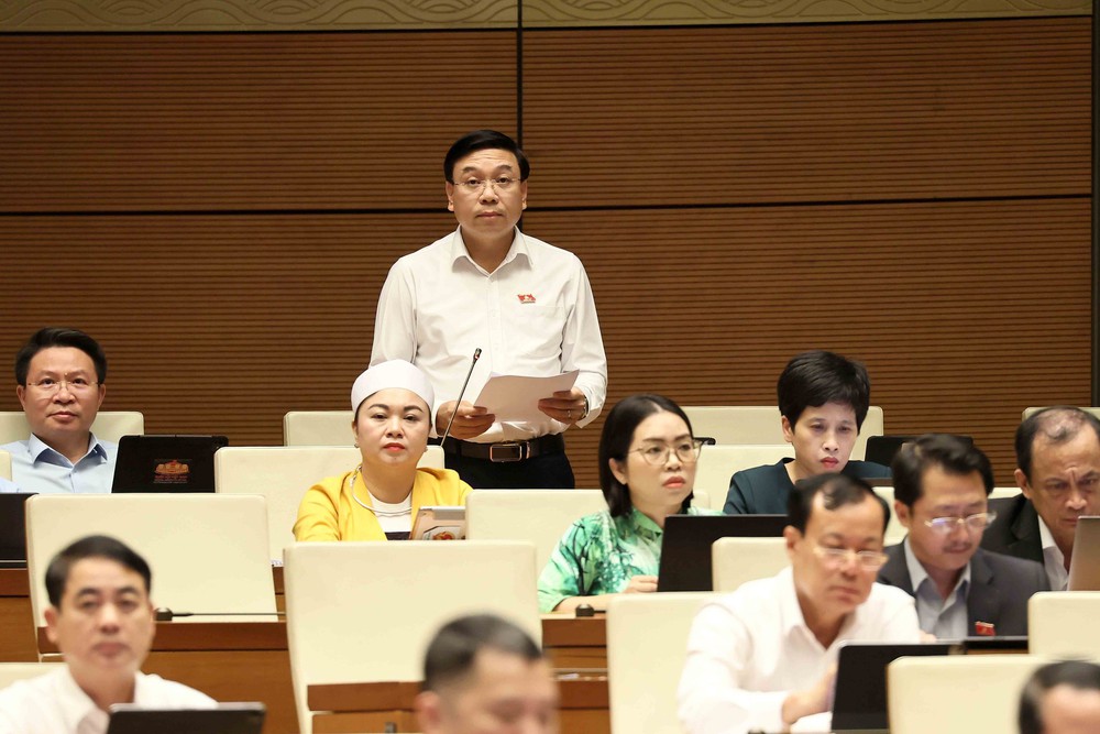 Bên lề Kỳ họp thứ Nhất, Quốc hội khóa XVI: Tầm nhìn dài hạn cho "đô thị di sản" - Ảnh 1.