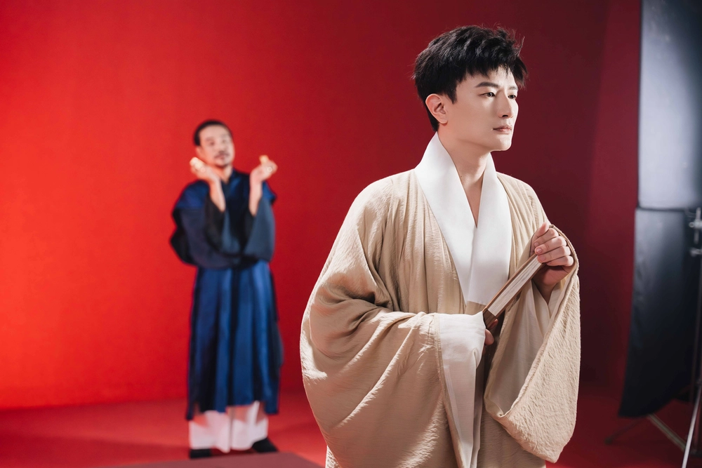 Dược Sĩ Tiến, Xesi hát nhạc phim “Trùm Sò”  - Ảnh 1.