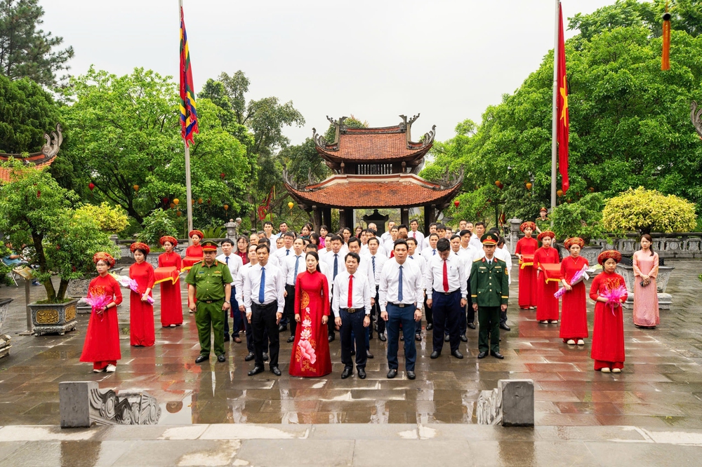 Giỗ Tổ và ngày mai đất nước - Ảnh 1.