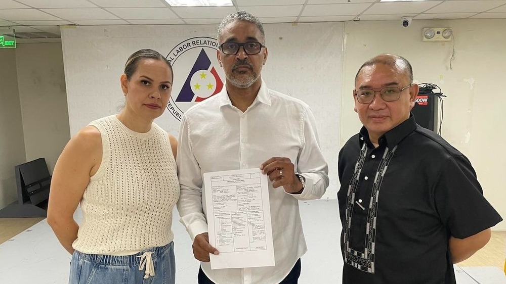 HLV người Brazil kiện Liên đoàn bóng chuyền Philippines vì tiền lương - Ảnh 2.