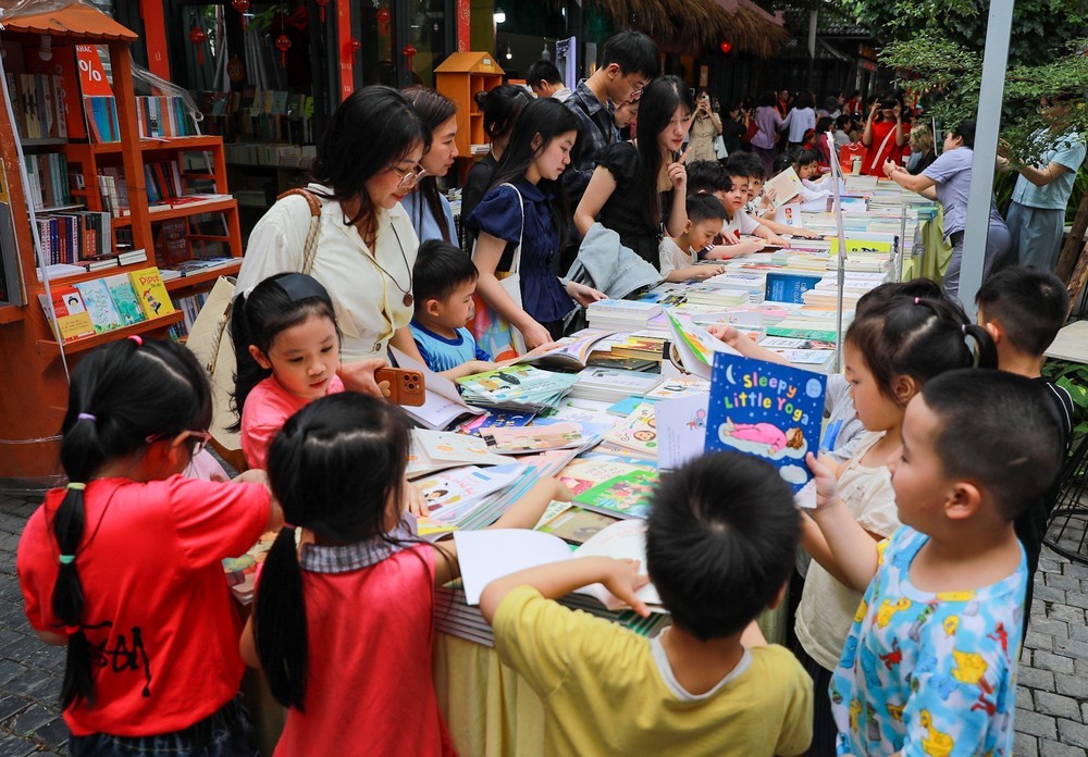 Chỉ thị 04-CT/TW: Tạo nền tảng phát triển cho nền kinh tế tri thức - Ảnh 2.