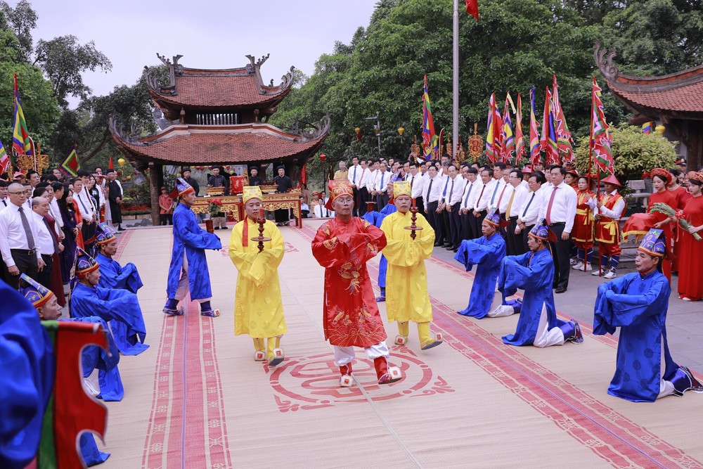 Tri ân Quốc Tổ, Tổ Mẫu – Lan tỏa đạo lý “uống nước nhớ nguồn” từ Đất Tổ đến cực Nam Tổ quốc - Ảnh 2.