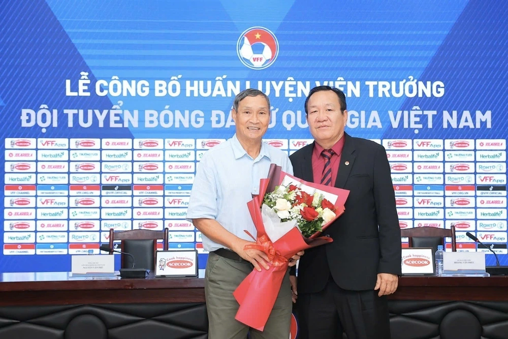 HLV Hoàng Văn Phúc: 'Đội tuyển nữ Việt Nam quyết đòi lại HCV SEA Games' - Ảnh 3.