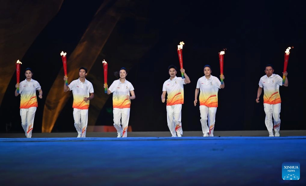 Lễ khai mạc Đại hội Thể thao Bãi biển châu Á 2026: Rực rỡ trong đêm hội của biển và bầu trời - Ảnh 16.