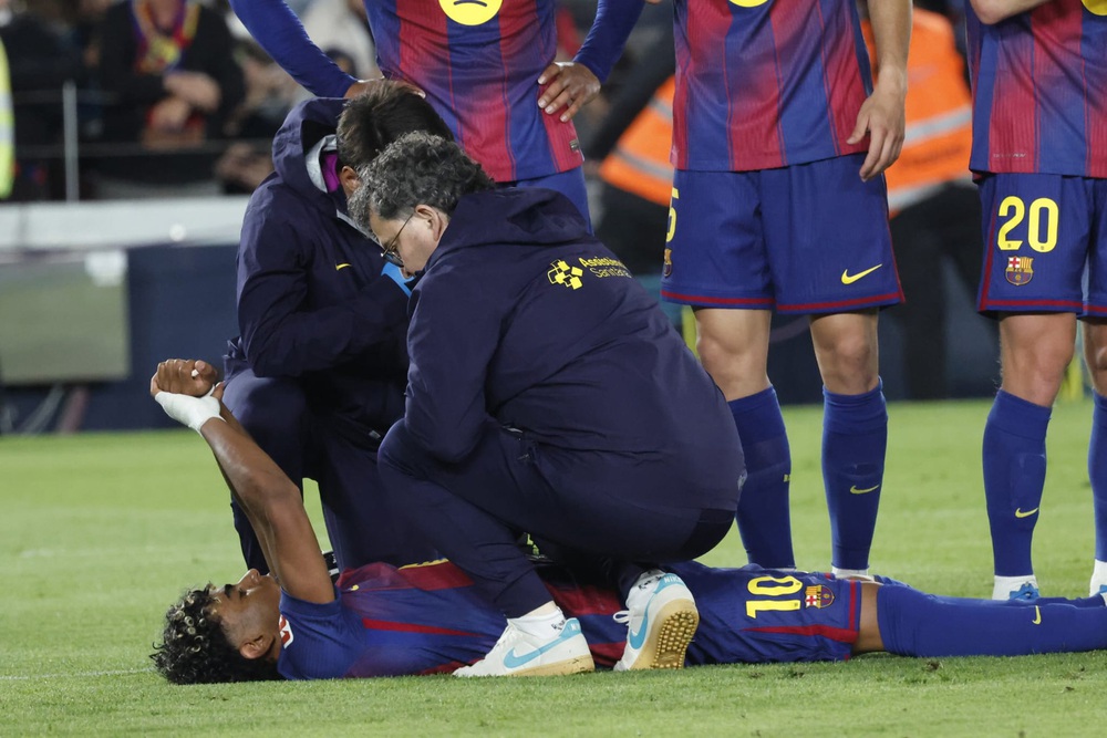 Barca nín thở vì Lamine Yamal - Ảnh 1.