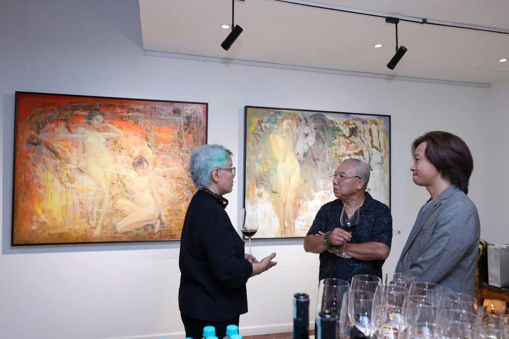 Họa sĩ Bùi Văn Tuất - "Giữa những lần thở" - Ảnh 2.