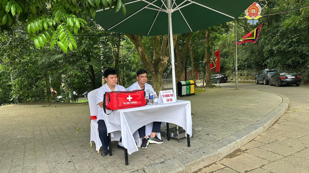 Giỗ Tổ Hùng Vương: Đảm bảo an toàn sức khỏe cho người dân và du khách - Ảnh 1.