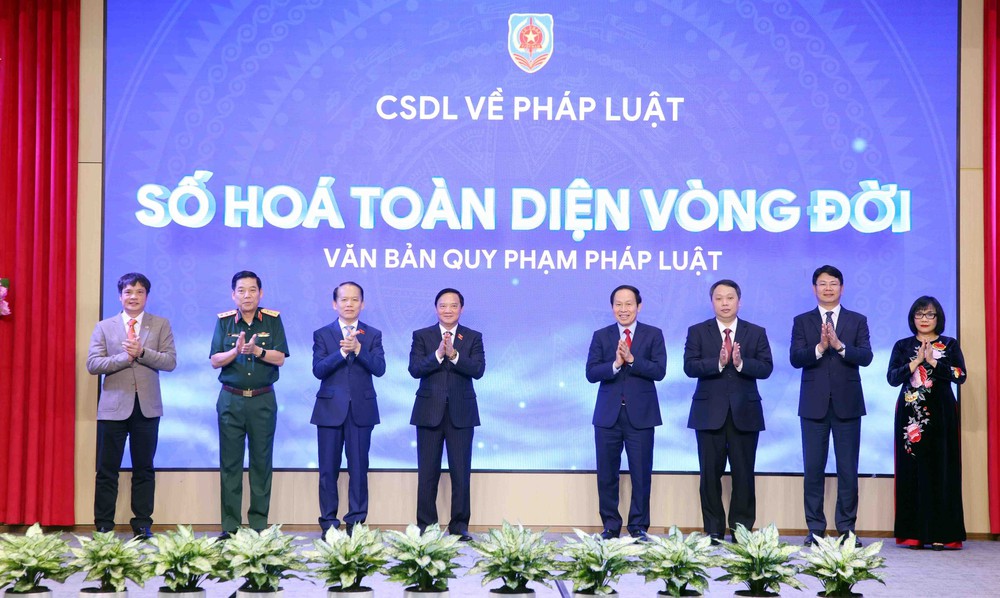 Phó Thủ tướng Lê Tiến Châu dự Lễ Khai trương Cơ sở dữ liệu quốc gia về pháp luật (phiên bản mới) - Ảnh 3.