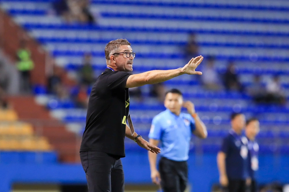 Tin nóng bóng đá Việt hôm nay 25/4: U17 Việt Nam tự hào với chức vô địch Đông Nam Á; VFF thưởng 'nóng' 1,1 tỷ đồng - Ảnh 2.