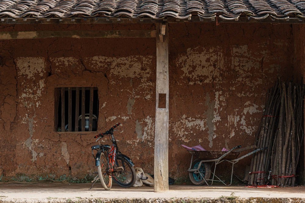 Bắc Hoa – vẻ đẹp nguyên sơ từ nếp nhà đất đến nhịp sống bản địa - Ảnh 16.