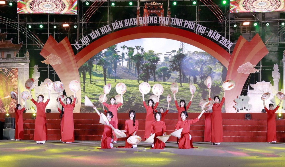 Phú Thọ: Nguồn cội ngân vang trong sắc màu lễ hội - Ảnh 8.